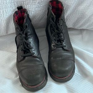 Harley Davsion‎ Beacon Plaid Red and Black Leather Motorcycle Boots Men’s Size 9